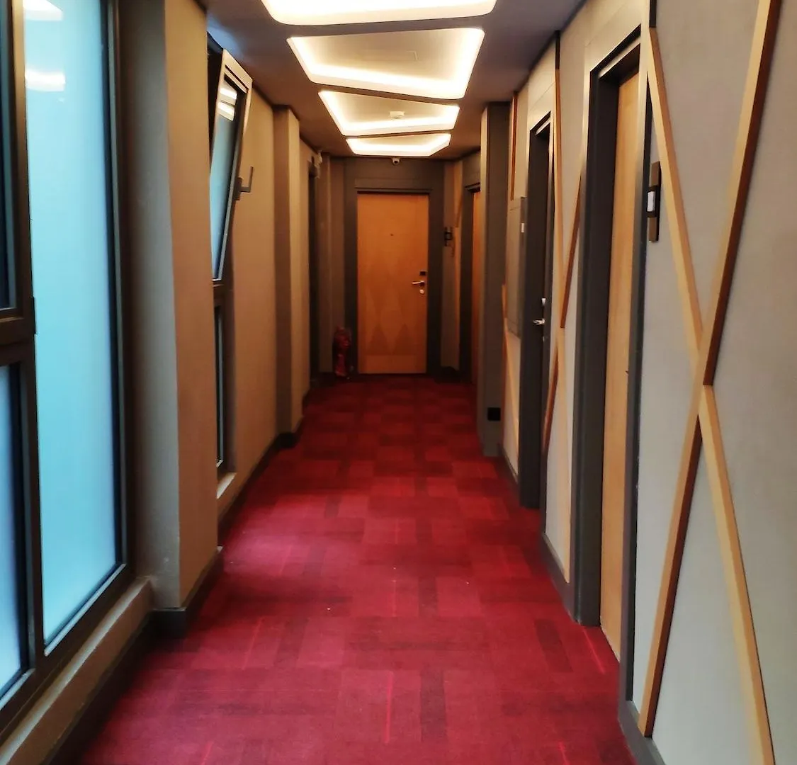 Triada Hotel Karakoey Istanbul
