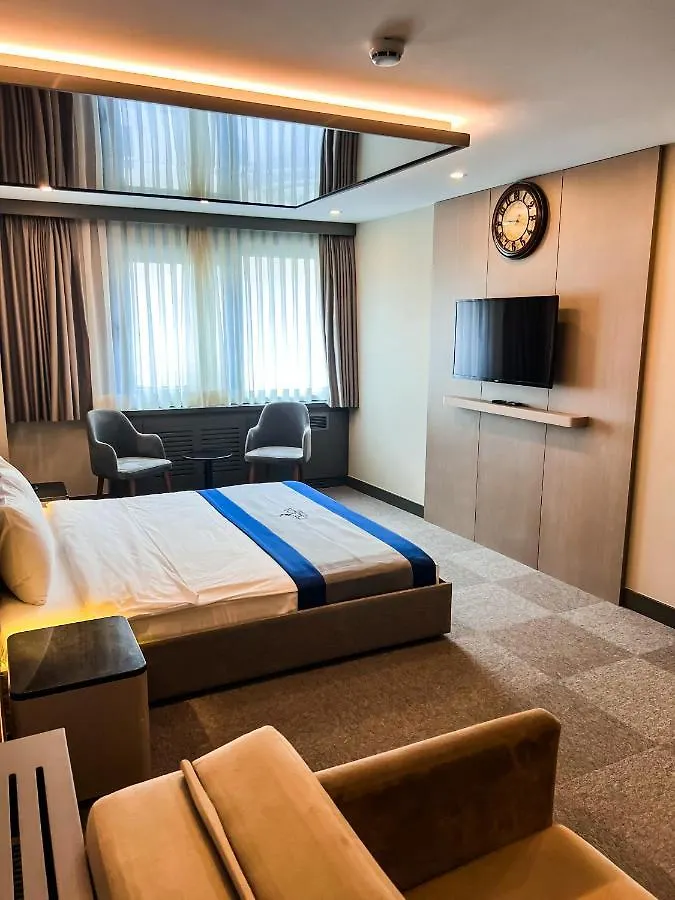 Triada Hotel Karakoey Istanbul