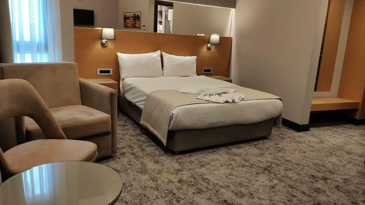 Triada Hotel Karakoey Istanbul