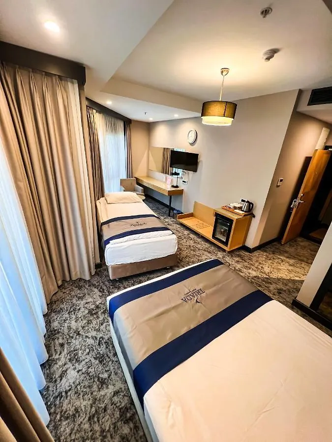 Triada Hotel Karakoey Istanbul