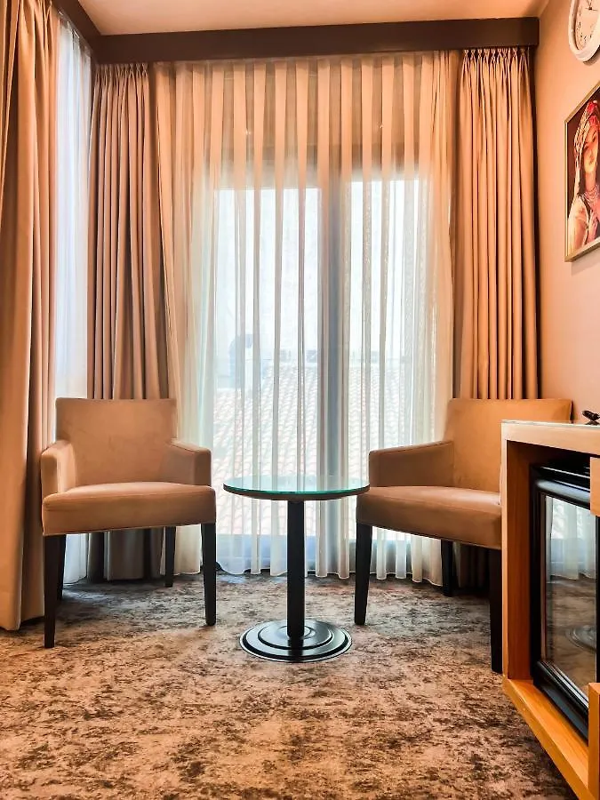 ****  Triada Hotel Karakoey Istanbul Turkey