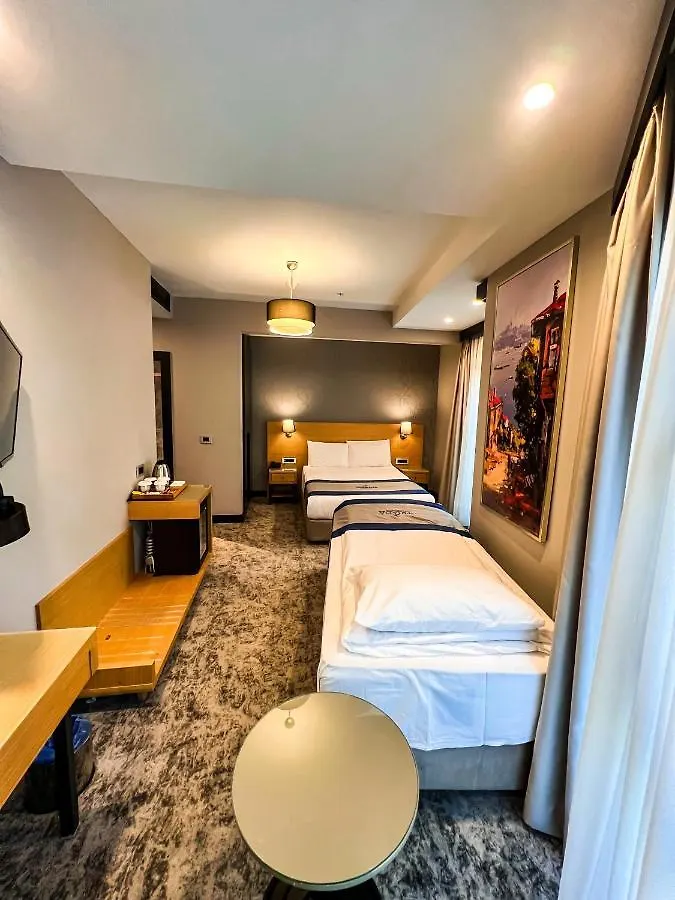 Triada Hotel Karakoey Istanbul
