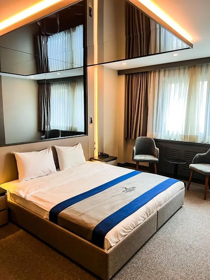 Triada Hotel Karakoey Istanbul